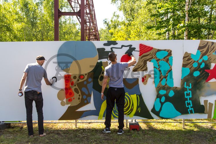 Bei dem Jungendsportfestival Ruhr Games vom 03.-06.06.2015 war das Welterbe-Areal Zollverein Hauptveranstaltungsort. Das Industriedenkmal war sowohl Standort für zwei große Bühnen als auch Austragungsort für Action-Sportarten wie Motocross und BMX sowie für Workshops und Performances.

Der Zollverein Park ein einzigartiges Beispiel für eine neue Art von Landschaft, die sich durch eine besondere Verbindung von Denkmal, Ökologie und Gartenkunst auf einer ehemaligen Industriefläche auszeichnet. Seit 2006 wird diese besondere Verbindung von Natur und Industriearchitektur auf dem UNESCO-Welterbe gepflegt.

Areal A [Schacht XII]