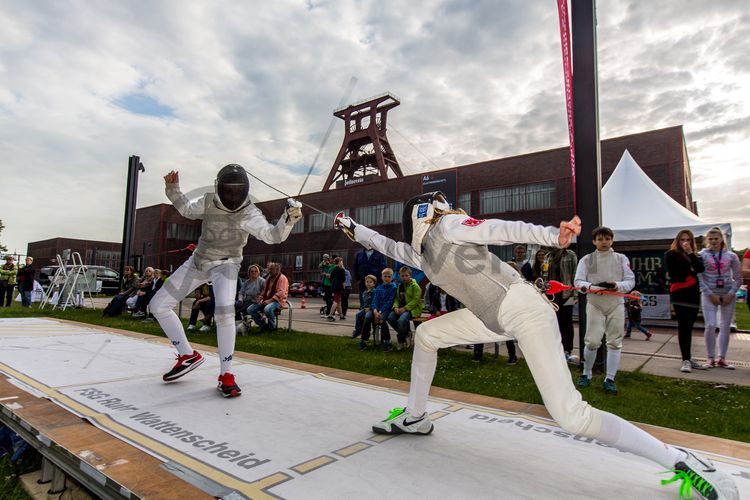 Bei dem Jungendsportfestival Ruhr Games vom 03.-06.06.2015 war das Welterbe-Areal Zollverein Hauptveranstaltungsort. Das Industriedenkmal war sowohl Standort für zwei große Bühnen als auch Austragungsort für Action-Sportarten wie Motocross und BMX sowie für Workshops und Performances.

Die ehemalige Elektrowerkstatt, Halle 6, [A6] ist heute Veranstaltungshalle und beherbergt die Büroräume einer Kreativagentur.

Die Halle 6 kann für Veranstaltungen angemietet werden. Kontakt: Stiftung Zollverein, Fon +49 201 246 81-355, locations@zollverein.de.

Areal A [Schacht XII], Halle 6 [A6]

Das 55 Meter hohe Doppelbock-Fördergerüst [A1] ist das Wahrzeichen des UNESCO-Welterbe Zollverein, der Stadt Essen und des gesamten Ruhrgebiets.

Areal A [Schacht XII], Fördergerüst [A1]