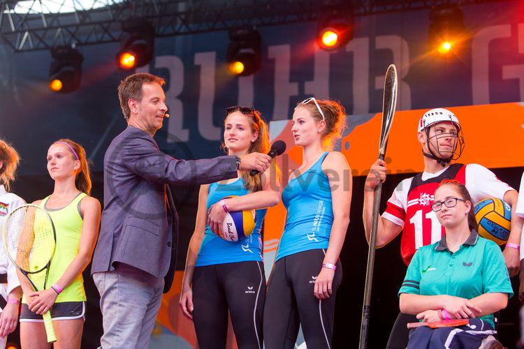 Bei dem Jungendsportfestival Ruhr Games vom 03.-06.06.2015 war das Welterbe-Areal Zollverein Hauptveranstaltungsort. Das Industriedenkmal war sowohl Standort für zwei große Bühnen als auch Austragungsort für Action-Sportarten wie Motocross und BMX sowie für Workshops und Performances.

Die Zentralschachtanlage Zollverein XII wurde 1932 in Betrieb genommen und zählte bis zu ihrer Stilllegung 1986 zu den größten und leistungsstärksten Steinkohlenzechen weltweit. Das Meisterwerk der Bergbauarchitektur, geschaffen von den Visionären Fritz Schupp und Martin Kremmer, galt von Beginn an als „schönste Zeche der Welt“. 

Areal A [Schacht XII]