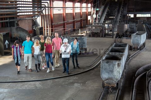 Bis zu 155.000 Besucher nehmen jährlich an einer Führung durch den Denkmalpfad ZOLLVEREIN®  teil, den im Originalzustand erhaltenen Übertageanlagen der Zeche und Kokerei Zollverein.

Der Wagenumlauf [A18] ist heute Teil des Denkmalpfads ZOLLVEREIN® und führt von der Wipperhalle zur Schachthalle.

Areal A [Schacht XII], Wagenumlauf [A18]